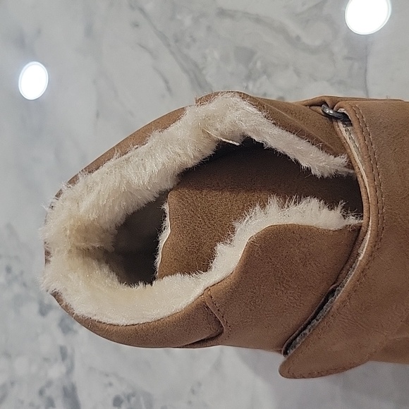 Kids Insulated Winter Boot - Picture 5 of 11